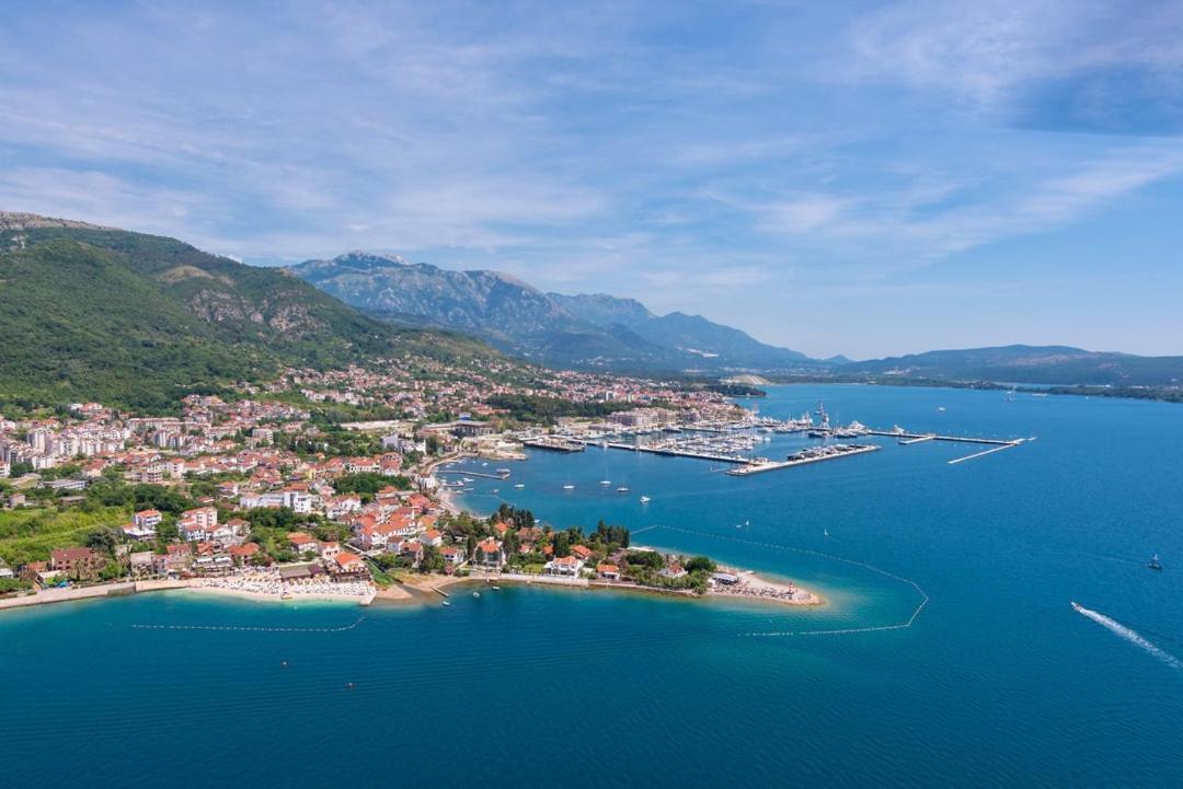 Appartement Boka Di Mare à Tivat Extérieur photo