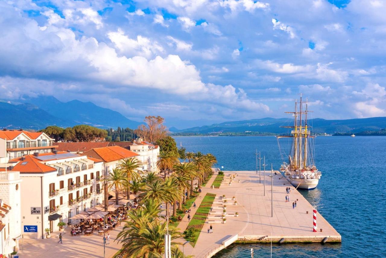 Appartement Boka Di Mare à Tivat Extérieur photo