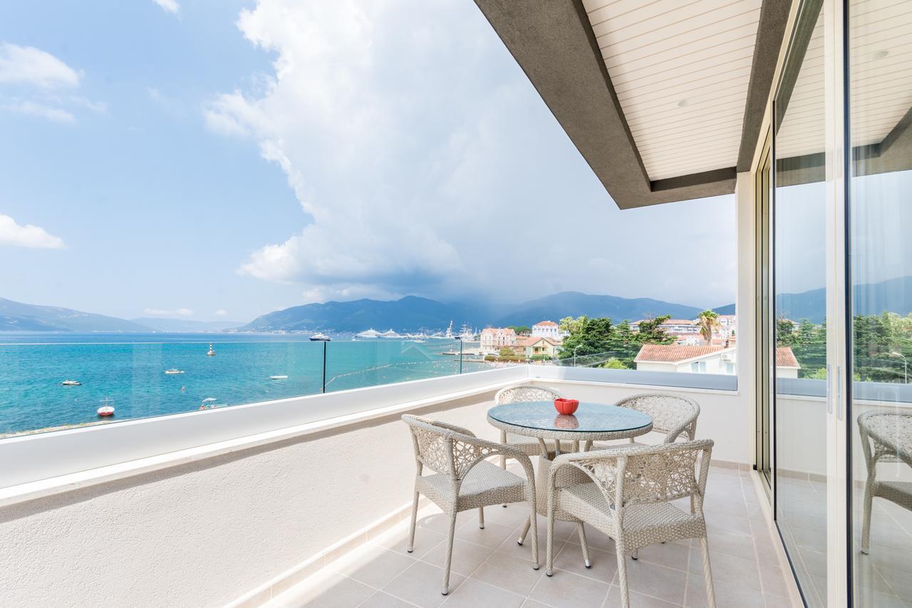 Appartement Boka Di Mare à Tivat Extérieur photo